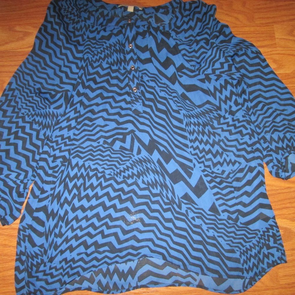 4/$40 Banana Republic Royal Blue Black Top Sz L